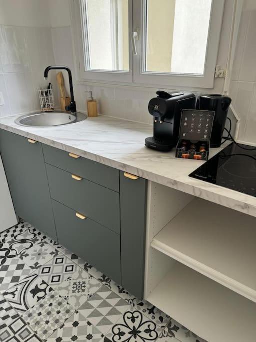 Luxe Studio Chic Aux Buttes-Aux-Cailles A 5Min Du Metro, Parking Prive Disponible Paris Eksteriør billede